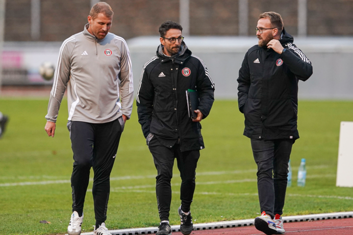 Trainer und Sportdirektor erste Mannschaft, 2024/25