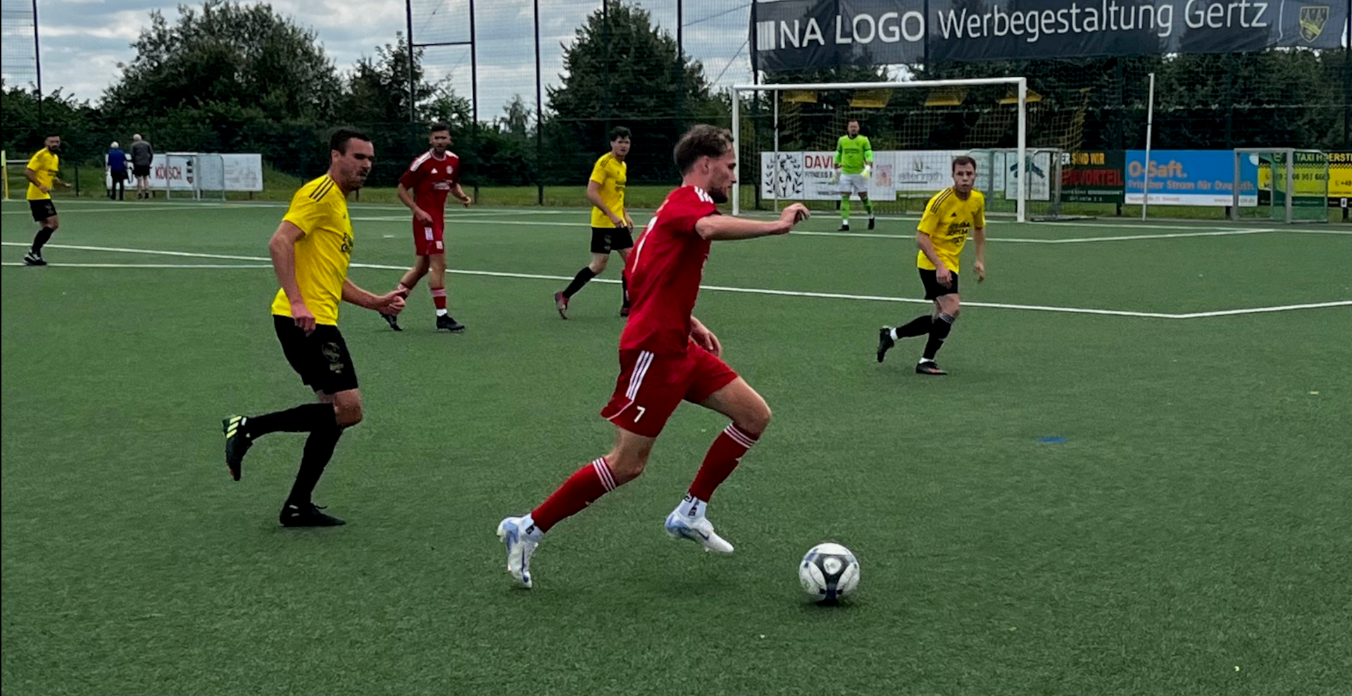 Finn Stromberg in Action, erste Mannschaft 2024/25