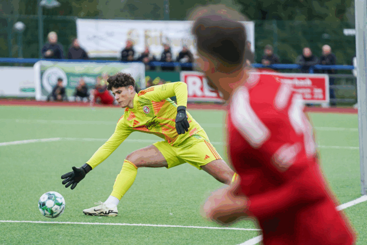 Luis Altmayer Torwart SV Bergisch Gladbach 09