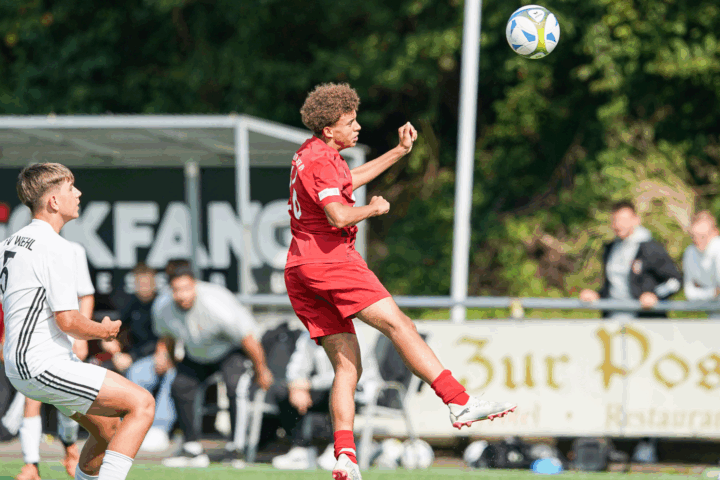 Die U15 des SV Bergisch Gladbach 09 gewann die Meisterschaft in der U15 Bezirksliga.