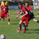 Ole Tillmann greift mit der U19 an.